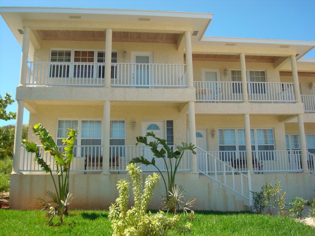 Sapphire Garden Townhouses George Town Exterior foto