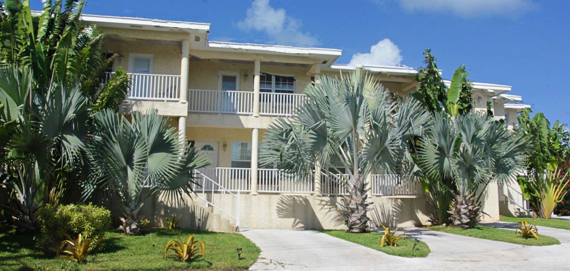 Sapphire Garden Townhouses George Town Exterior foto
